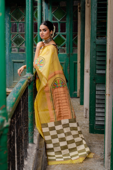 Hand Woven Organza Silk Jamdani Saree
